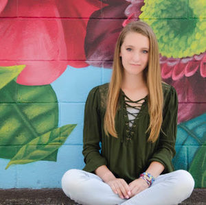 Meet your Posher, Lauren